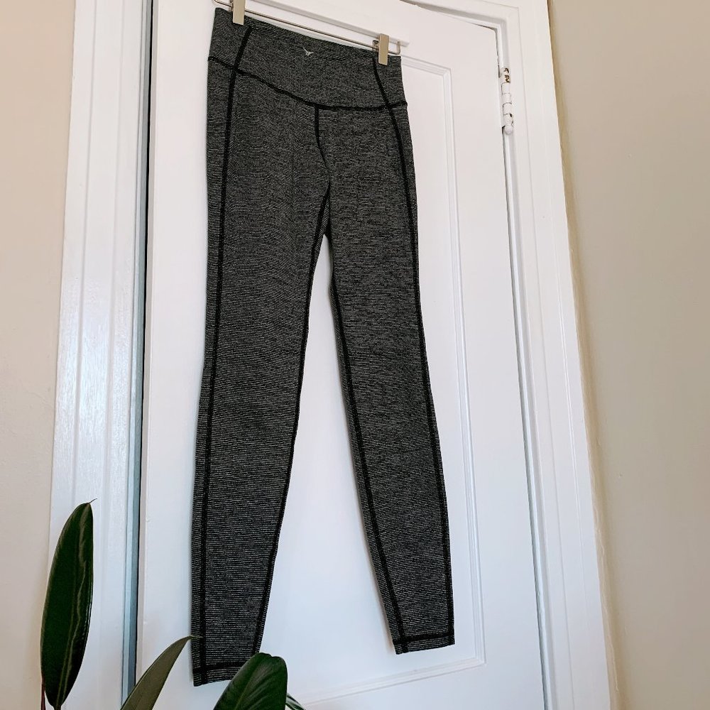 Old Navy Active Leggings